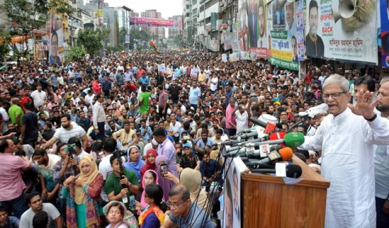 mirza-fakhrul-sg-bnp-addressing-a-rally-in-front-of-the-nayapaltan-central-office-of-bnp-on-sunday-18f92676b542c2f598cbcaec691f7f601695580530.jpg
