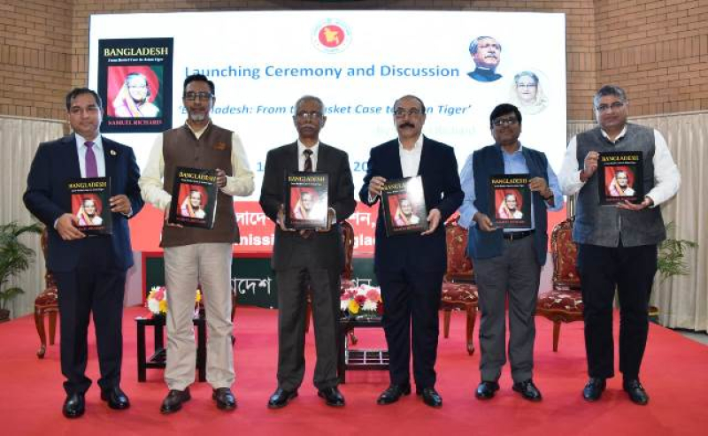 former-foreign-secretary-of-india-harsh-vardhan-shringla-at-the-unveiling-of-a-book-from-basket-case-to-asian-tiger-at-the-bangladesh-high-commission-in-new-delhi-66aabda58ef38061fb220711d18cfff81700228923.jpg