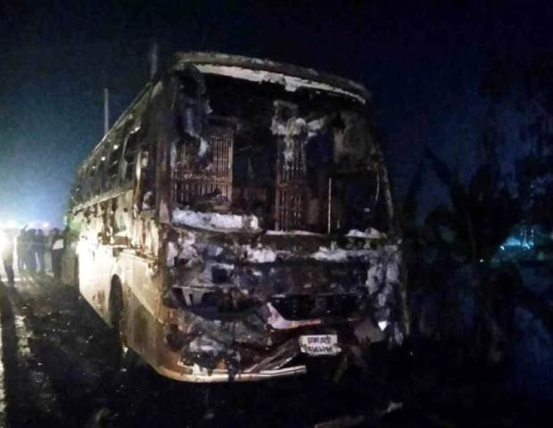 bus-seized-by-police-after-accident-catches-fire-in-kushtia-420be862bae2369b1dffb79ecc60c8a31700718947.jpg