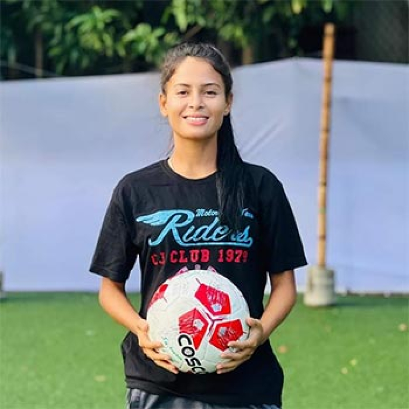 sanjida-footballer-e009b4faf31b2da36f06f1d1444d19331705396740.jpg