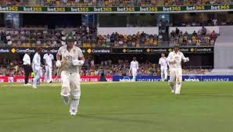 australia-declare-for-289-9-in-1st-innings-22-runs-behindf-023f1da694f570cdd915d17156d38fa01706291288.jpg