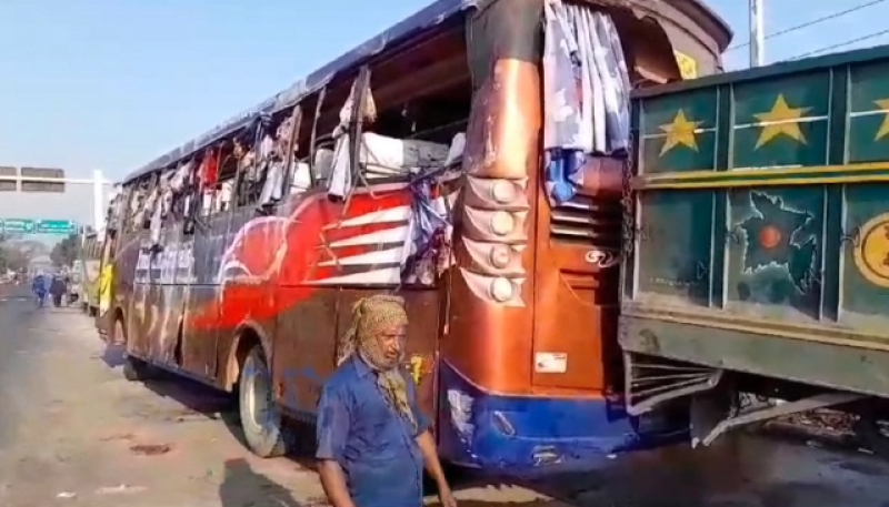 faridpur-accident-e28eba5b64851cbec1050ddf32bc526e1709874970.jpg