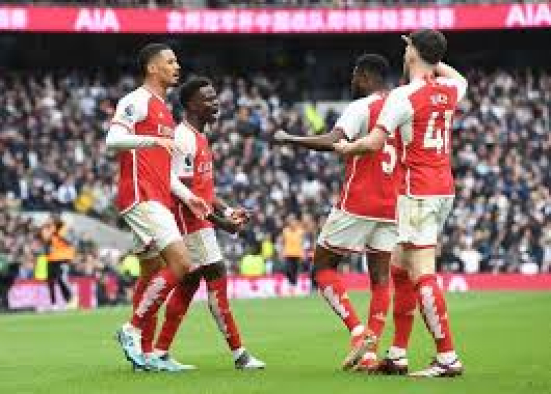 arsenal-beat-tottenham-3-2-to-extend-premier-league-lead-f0109bf983047a22493d92d77bd5177d1714326127.jpg