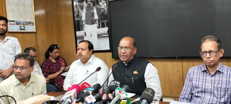 state-minister-for-disaster-management-and-relief-mohibur-rahman-addressing-a-press-conference-in-dhaka-on-monday-8192c6aa23f1175141e731ddf22d1a231716817997.jpg