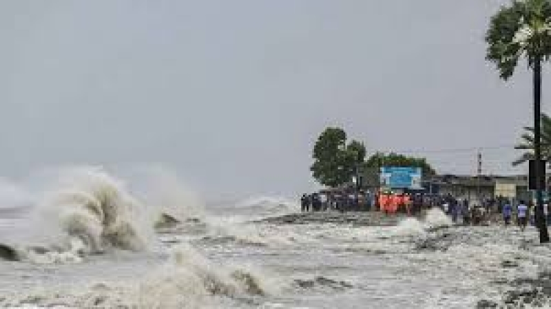 cyclone-remal-severely-hit-the-khulna-coast-breaching-costal-embankments-ac0e0ce486510953a8061f06faeacfa61716958598.jpg