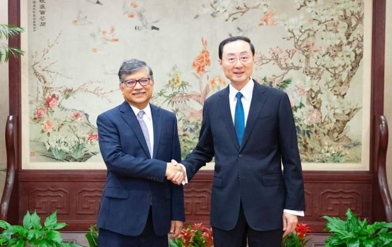 bangladesh-foreign-secretary-masud-bin-momen-chinese-side-was-led-by-the-vice-minister-for-foreign-affairs-sun-weidong-at-bilateral-political-consultation-in-beijing-747cf461d3cd2a6437ca32bfc2b8a2c01717477178.jpg