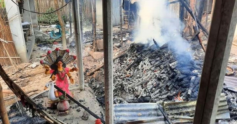 locals-set-fire-to-the-houses-of-two-hindu-families-in-magura-for-insulting-the-holy-prophet-on-facebook-on-may-19-2024-photo-collected-via-unb-f22f2ef327e4cef2b65edf3d38d16da31717521784.jpg