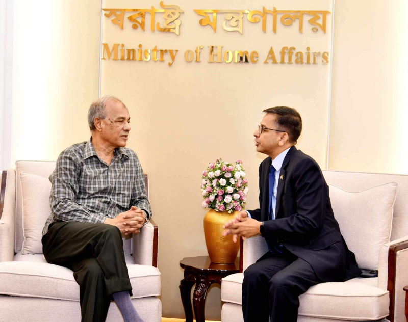 indian-high-commissioner-to-bangladesh-pranay-verma-met-with-home-affairs-adviser-lt-249a4ea46e9d7d5a7c9342ca043720bd1725299952.png