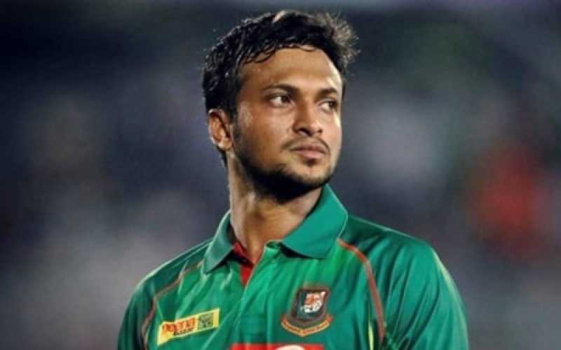 shakib-claims-a-fifer-to-take-surrey-on-verge-of-victory-274c6b74f21b6e0a40270647894878211726160471.jpg