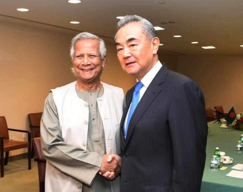 chief-adviser-prof-yunus-having-talks-with-chinese-foreign-minister-wang-yi-in-new-world-on-wednesday-ffc680965cb129cd6acf67fda8599e1c1727323270.png