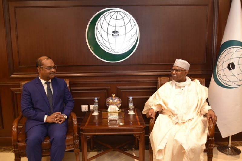 hissein-brahim-taha-secretary-general-of-oic-received-bangladesh-consul-general-miah-md-mainul-kabir-in-jeddah-on-monday-b35942b34749029d8c92287c1874da8c1729499495.jpg