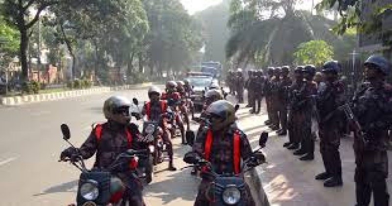 border-guard-bangladesh-was-posted-at-different-points-on-tuesday-as-the-3-day-blockage-of-the-opposition-began-af031624ce3ef0c3e8fded2c0accf4d21736778260.jpeg