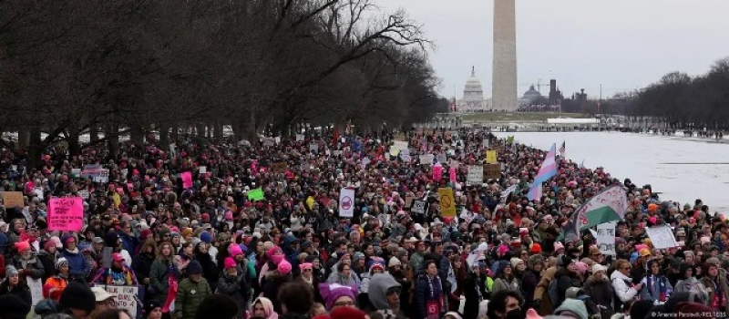 protesters-gathered-for-a-rally-at-the-iconic-lincoln-memorial-e89908237bab7d4443b6ecec7acca5621737268177.jpeg