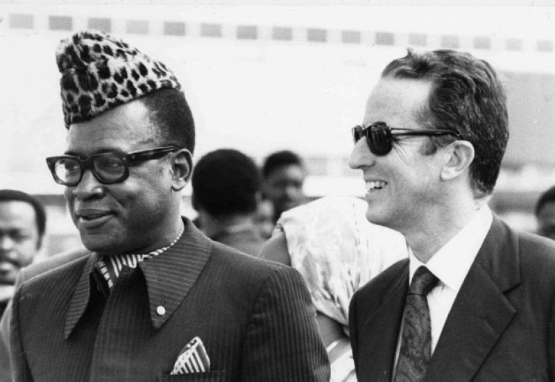 the-late-king-baudouin-and-former-president-mobutu-sese-seko-at-brussels-airport-d635b29eb57bd3caa65d717a2677e42f1737784495.jpg