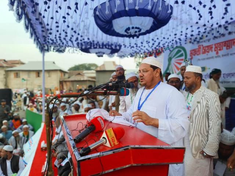 mufti-syed-rezaul-karim-pir-saheb-of-charmonai-and-ameer-iab-addressing-a-public-meeting-at-kalapara-on-monday-10-feb-2025-811af3ce22db643956b087780a3401d21739212527.jpg