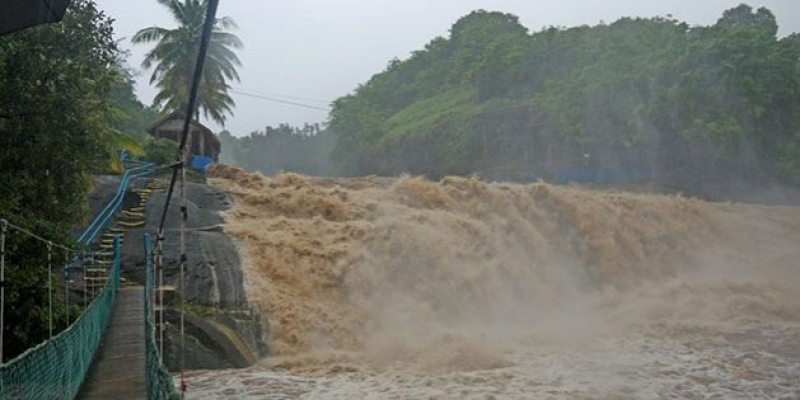 floods-and-heavy-rain-in-guam-036286f276bdd69e61e1d4923ca692711739509799.jpeg