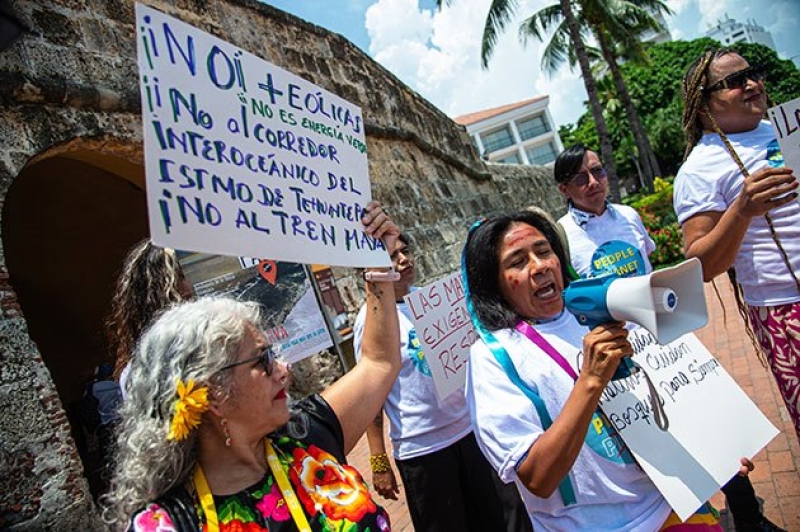 civil-society-organisations-and-community-leaders-at-the-finance-in-common-summit-2023-a6b64d03c9e7e44583d836d5ff7457f71740454780.jpg