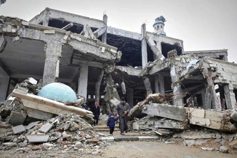 first-friday-prayers-of-the-muslim-holy-month-of-ramadan-at-the-imam-shafii-mosque-damaged-by-israeli-army-strikes-in-the-zeitoun-neighborhood-in-gaza-city-march-7-2025-a7d56a61dec4ccb68c6ac0965fcae17f1741538686.jpg