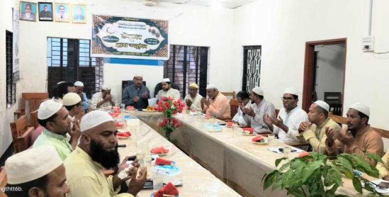 an-iftar-mahfil-of-the-kalapara-bar-association-was-held-on-wednesday-19-march-2025-f37e4d0ab4049ca7b85447de27b1b2181742404573.jpg