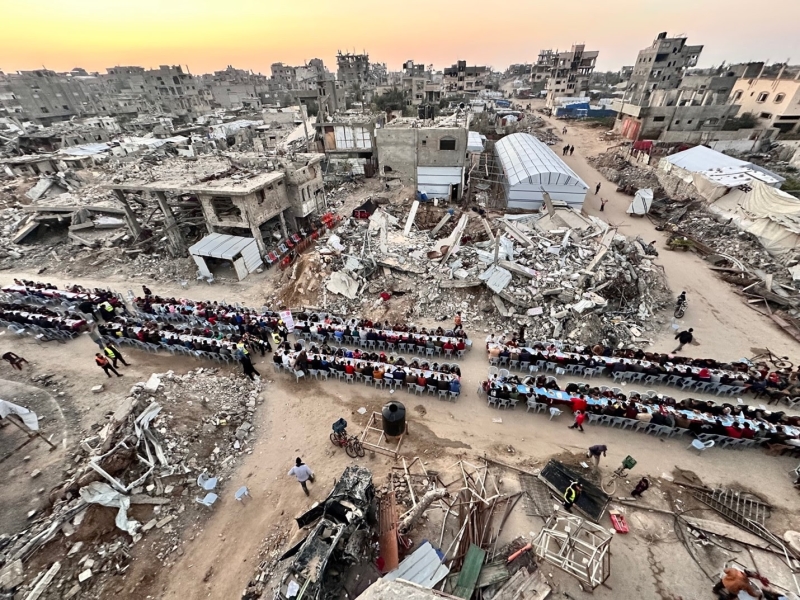 displaced-palestinians-break-their-fast-amid-the-rubble-in-nuseirat-middle-areas-gaza-strip-march-2025-6b327cc581cbe27400a569cc9cc2738a1742669060.jpeg