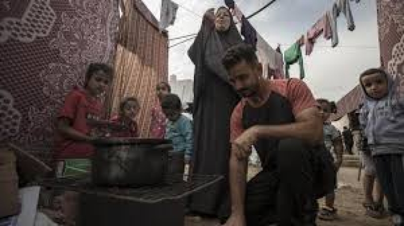 gazan-families-devastated-by-israeli-air-strikes-for-almost-four-weeks-now-60971460b3128002f8d5fea3a950c48a1746461720.jpeg
