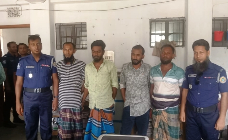 some-alleged-gamblers-were-arrested-from-a-hotel-in-kuakata-on-saturday-37c3579339c740e46ef526329d4f62061747508949.jpg