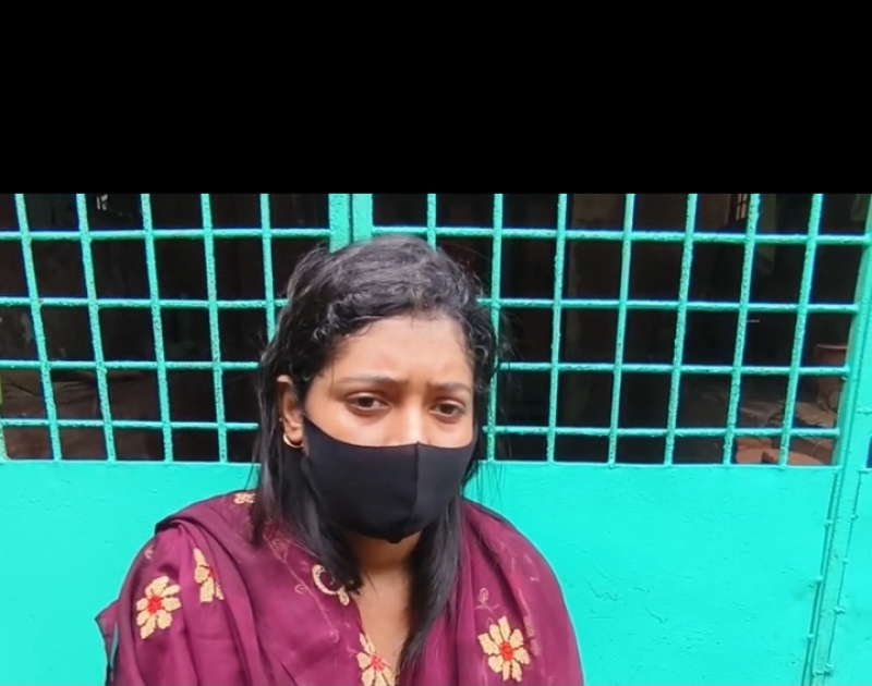 kalapara-girl-stages-sit-in-at-her-lover-to-press-for-marriage-76f057ac9a59cf2bc3cafa0ca34258bc1750791810.jpg